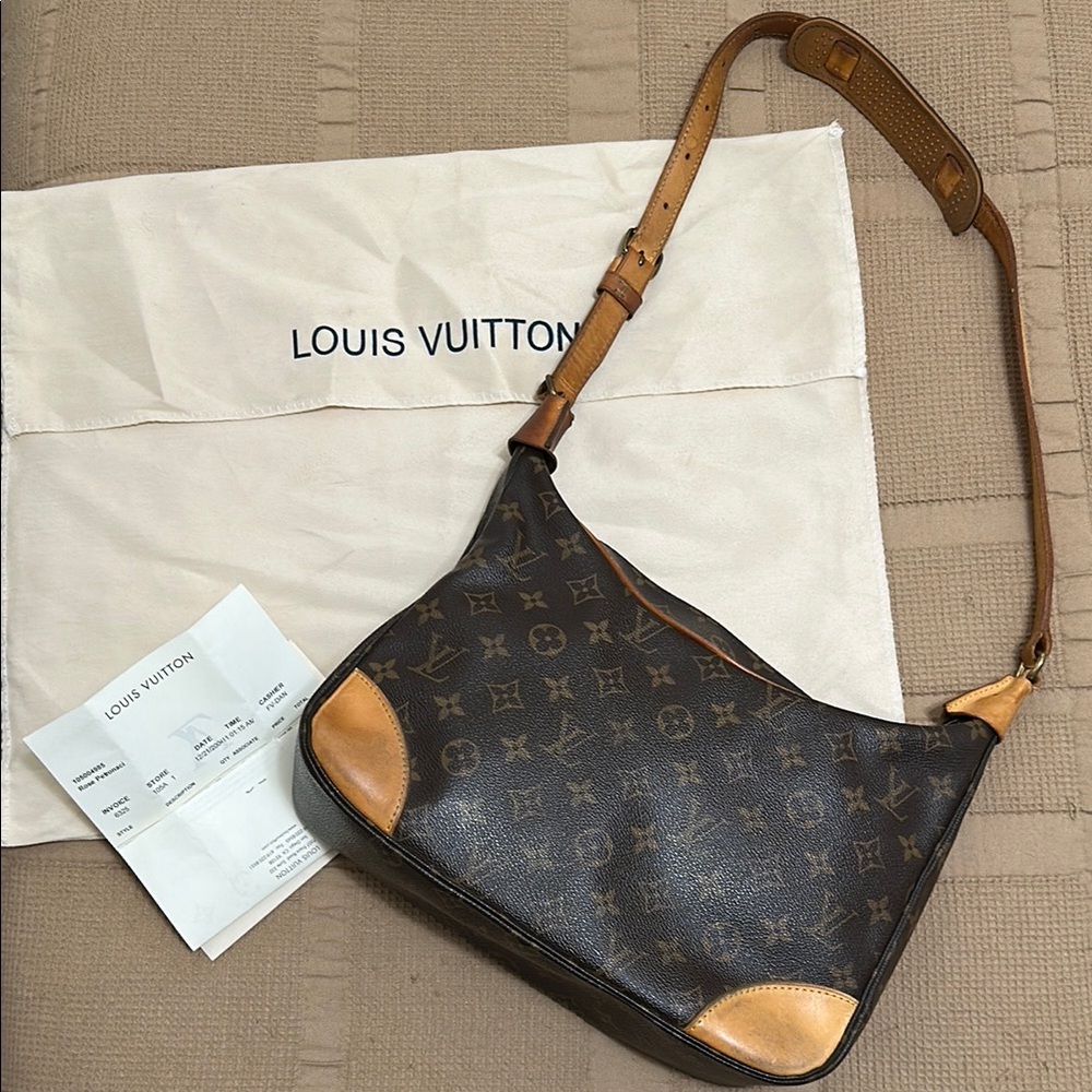 AUTHENTIC Louis Vuitton Monogram Boulogne Vintage Women’s Shoulder Bag